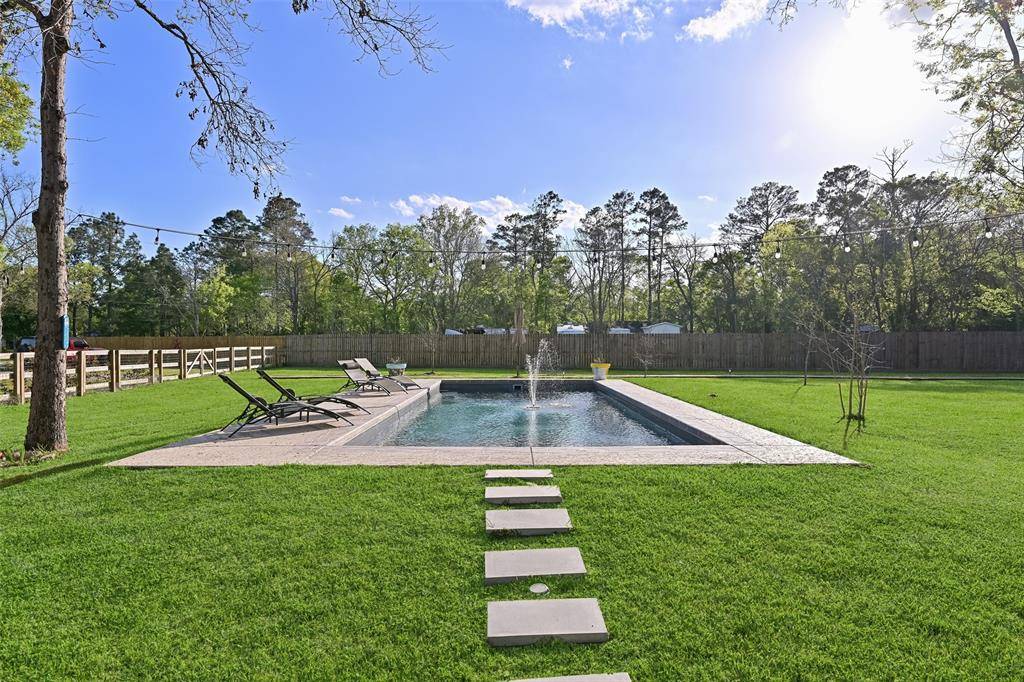 Alvin, TX 77511,5830 Pine Tree TRL