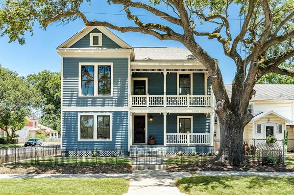 1804 37th ST, Galveston, TX 77550