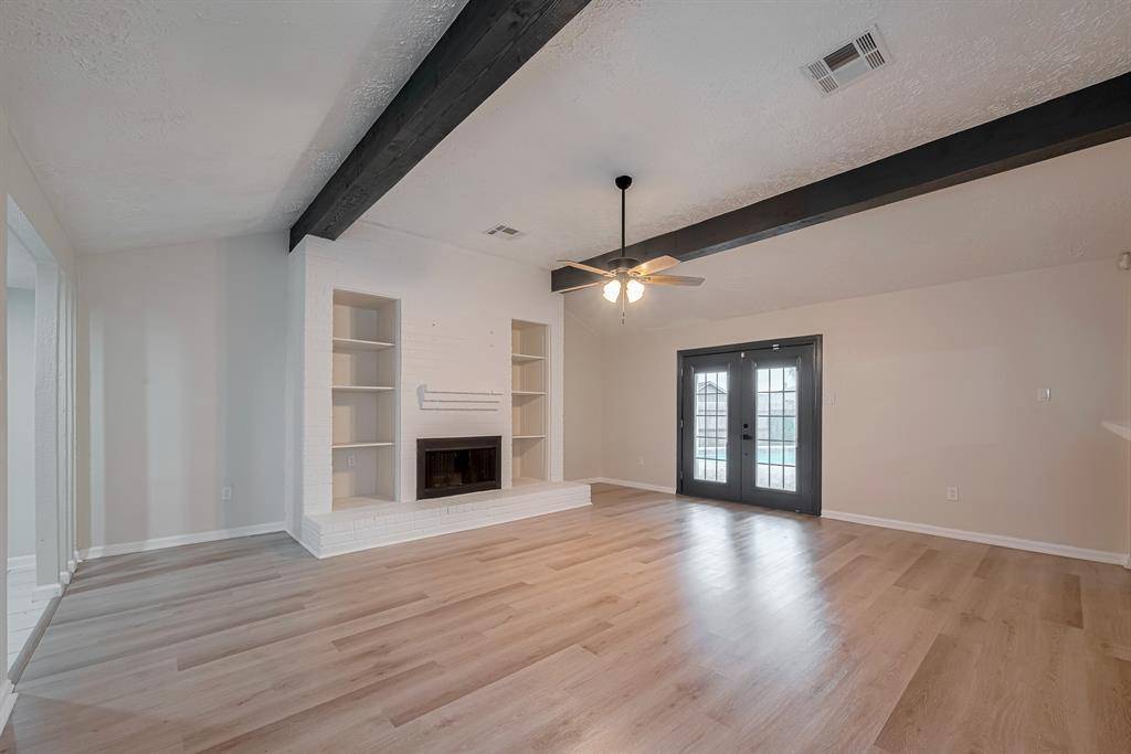 La Porte, TX 77571,726 Canyon Springs DR