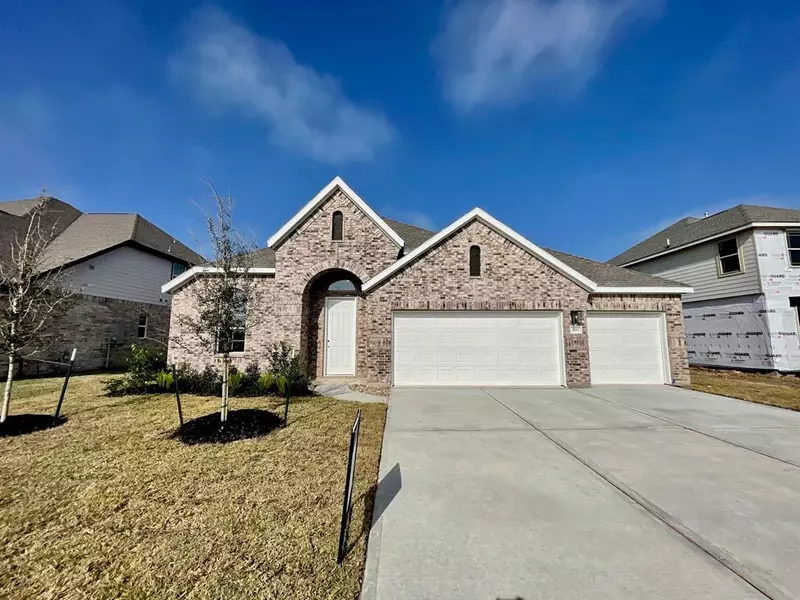 5831 Dublin LN, Pearland, TX 77581