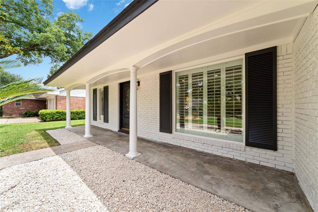 Houston, TX 77063,9643 Meadowcroft DR