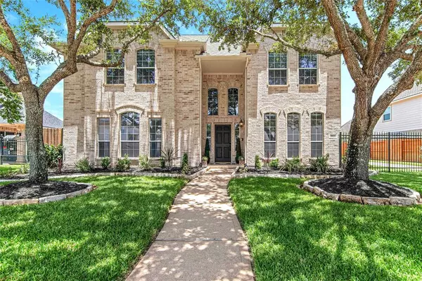 903 Persimmon Pointe, League City, TX 77573