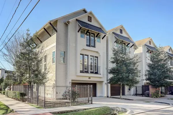 1102 W 15th ST,  Houston,  TX 77008