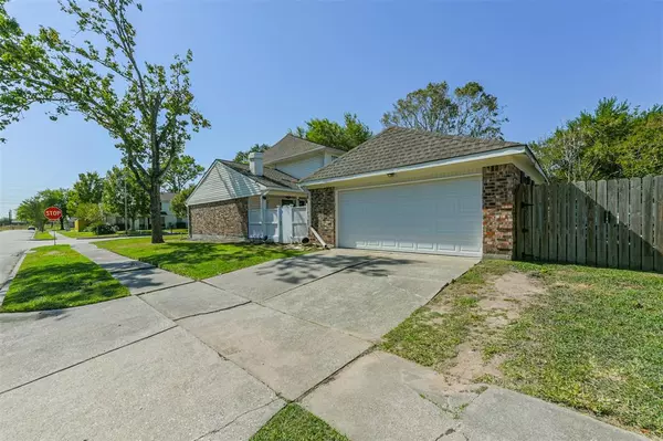 Houston, TX 77598,15835 Pipers View DR