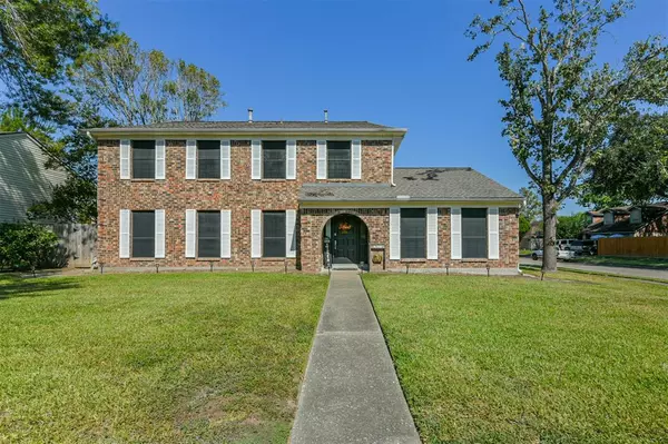 15835 Pipers View DR, Houston, TX 77598