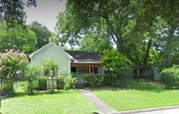 6001 Norhill BLVD, Houston, TX 77009