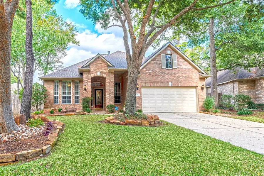 26 W Windsor Hills CIR, Conroe, TX 77384