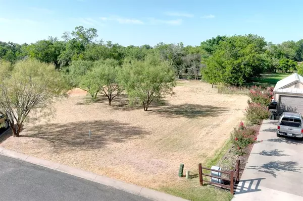 Fredericksburg, TX 78624,115 Settlement DR