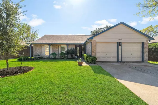 Katy, TX 77449,19211 Haystream DR