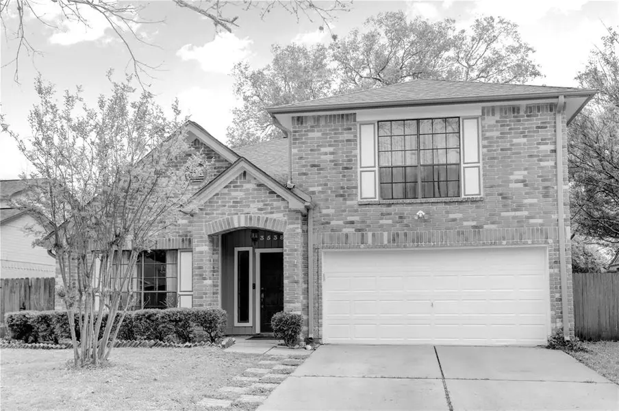 3538 Woodmere LN, Sugar Land, TX 77478