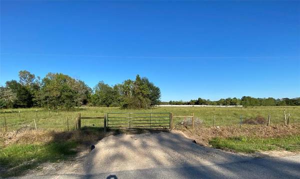 436 County Road 184,  Liberty,  TX 77575