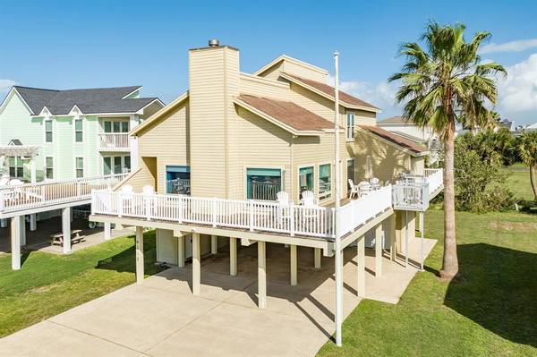 4118 Fiddler Crab LN, Galveston, TX 77554