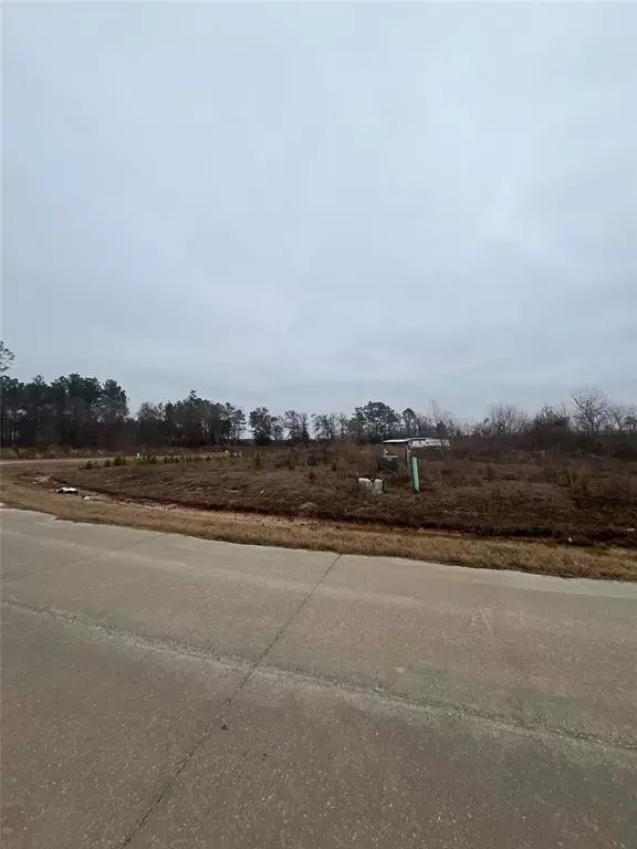 Cleveland, TX 77327,2813 Road 5702