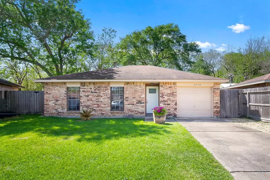 5038 W Circle Park ST, Pasadena, TX 77504