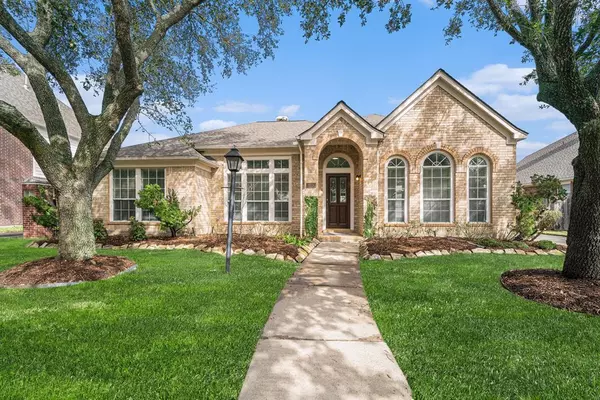 3926 Shadow Trace CIR, Houston, TX 77082