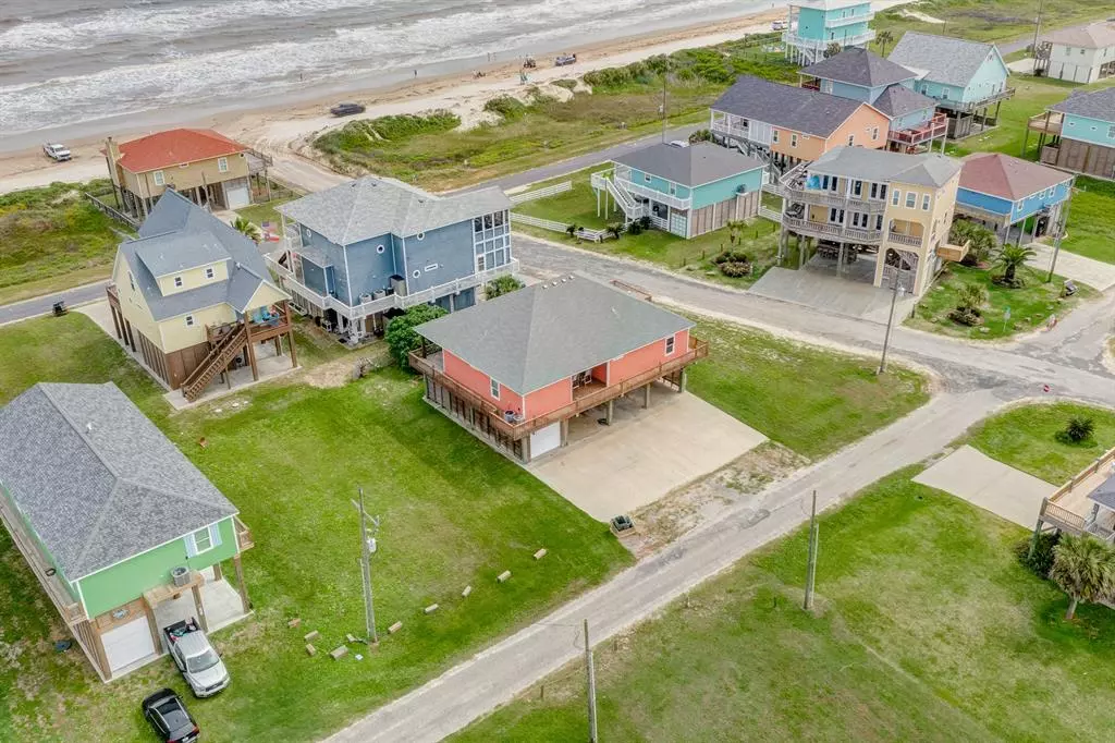 Crystal Beach, TX 77650,2600 Whitecap