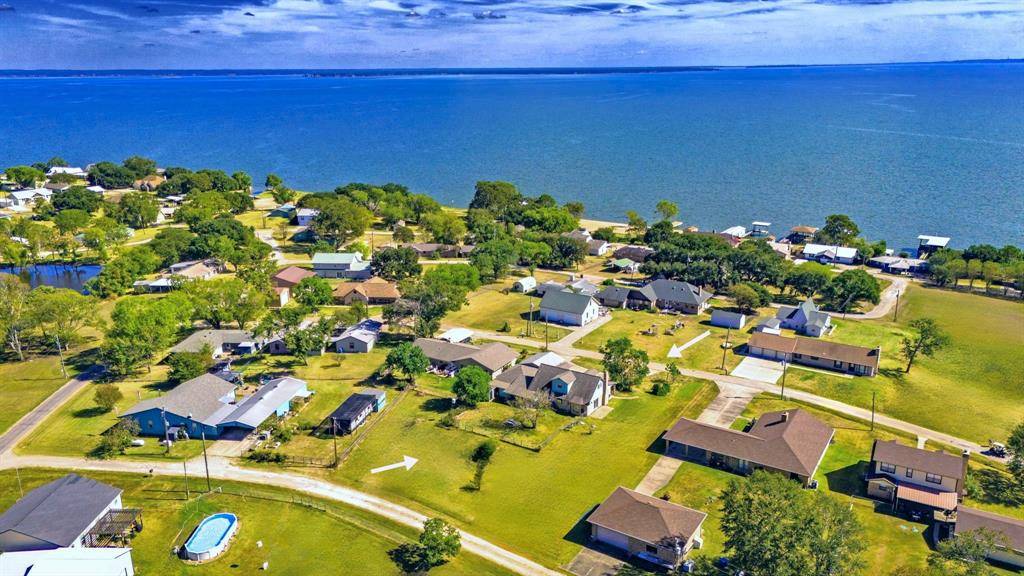 70 Hillcrest ST, Point Blank, TX 77364