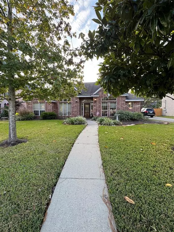 24115 N Riding DR, Tomball, TX 77375