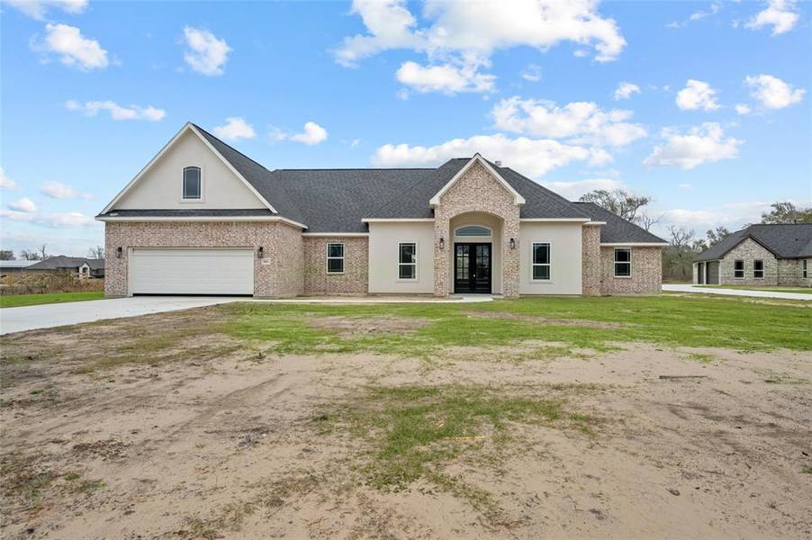 5811 Camp Creek DR, Baytown, TX 77523