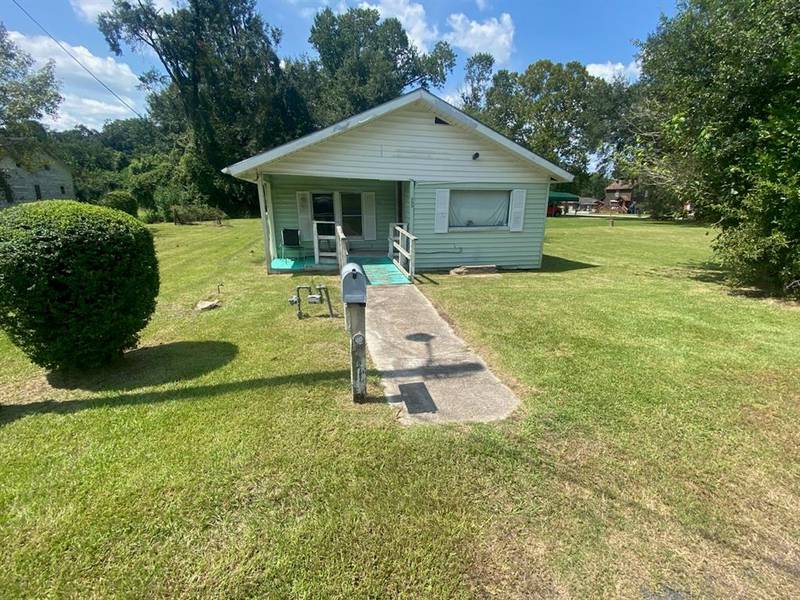 655 N 2nd ST, Silsbee, TX 77656