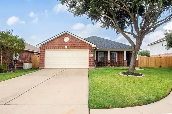 2702 Las Cruces CIR, Deer Park, TX 77536