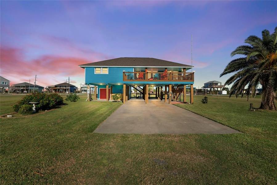 117 S Verdia DR, Crystal Beach, TX 77650