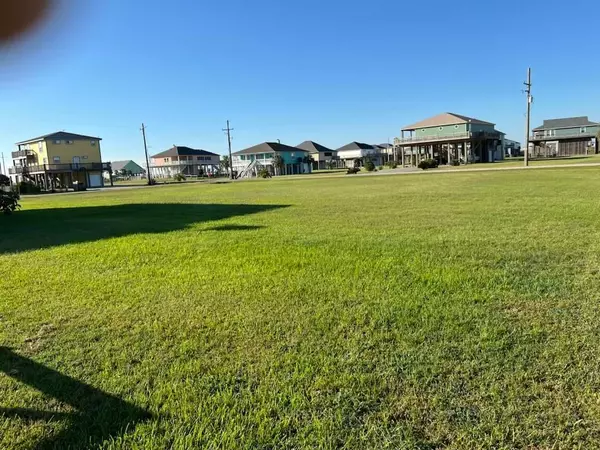 Crystal Beach, TX 77650,117 S Verdia DR