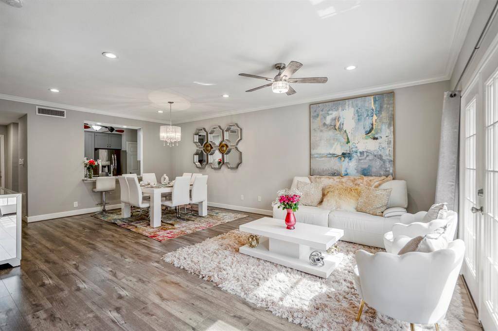Houston, TX 77042,248 Wilcrest DR #248