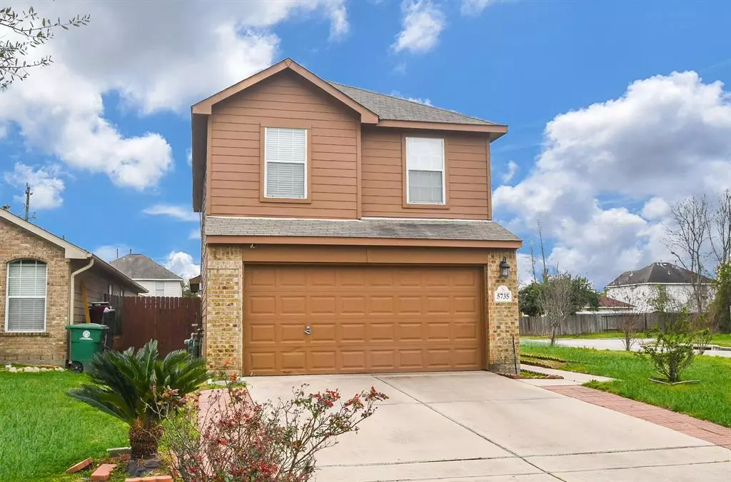 Houston, TX 77085,5735 Roseglen Meadow LN