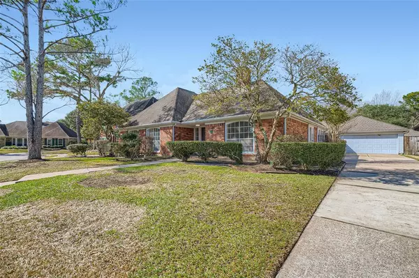 Houston, TX 77062,2111 Purple Plum LN