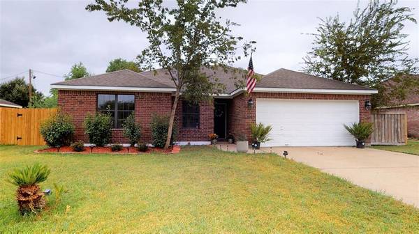 103 Willow CT, Navasota, TX 77868