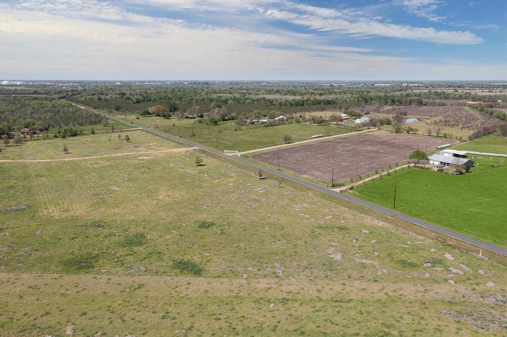 Sealy, TX 77474,5053 Ward Bend Road