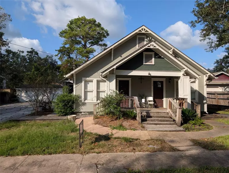 510 W Lang, Alvin, TX 77511