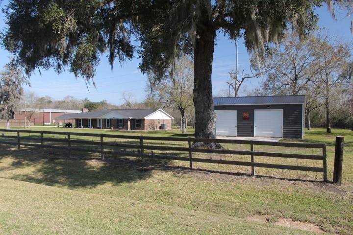 1510 County Road 878, Sweeny, TX 77480