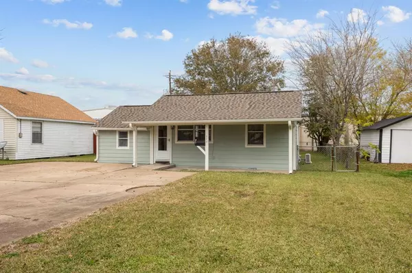 117 Sylvia ST, Deer Park, TX 77536