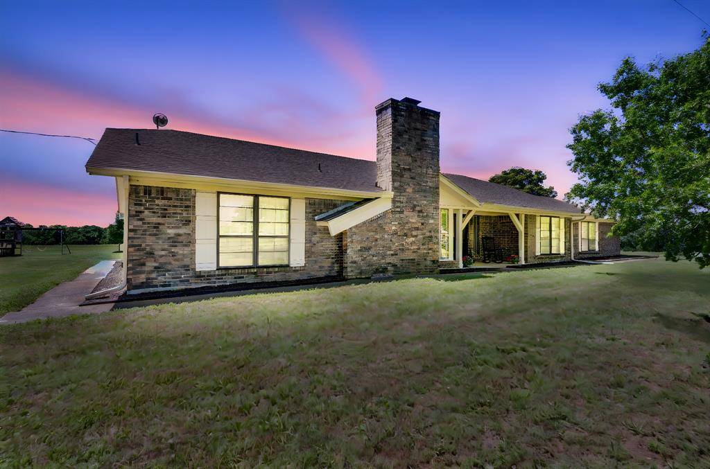 Grandview, TX 76050,9840 County Road 305