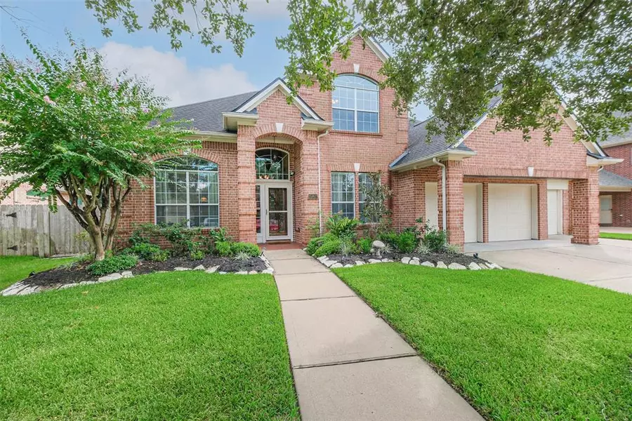 15807 Lake Loop DR, Cypress, TX 77433