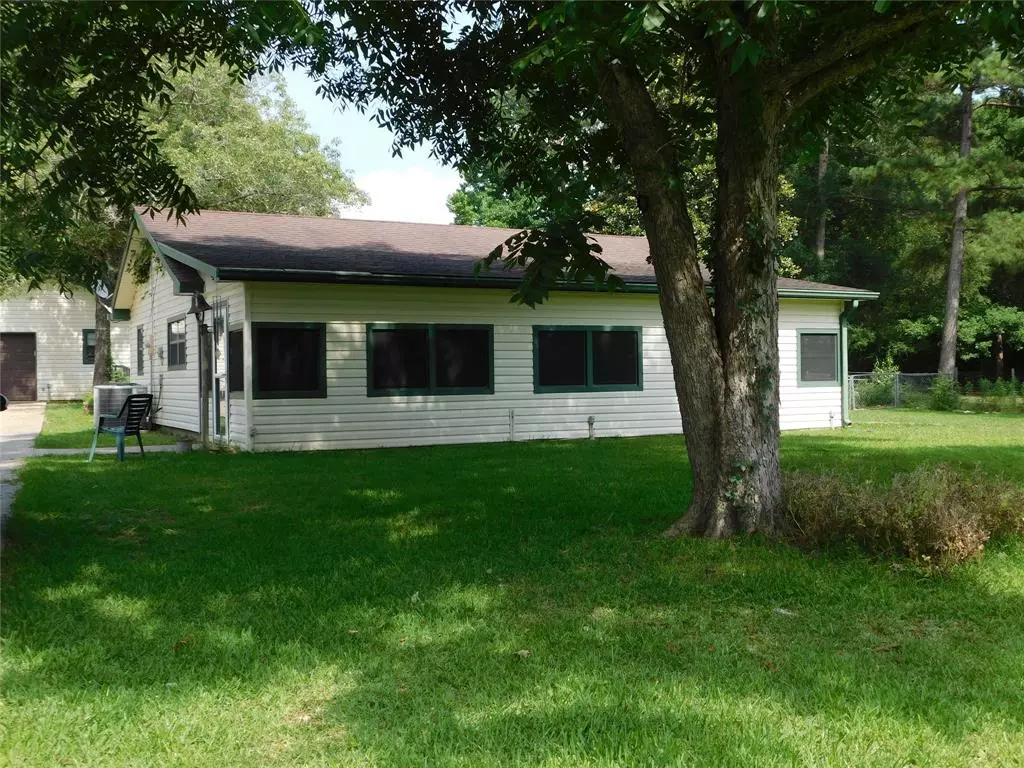 Livingston, TX 77351,331 Country Charm N