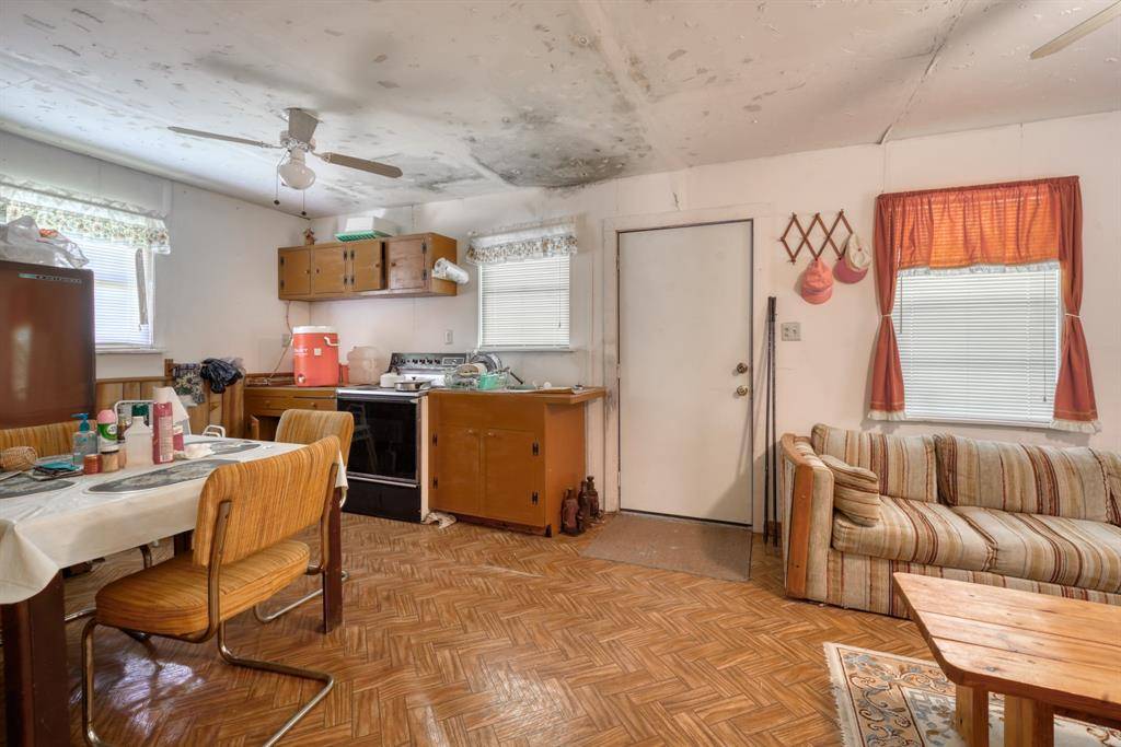 Midway, TX 75852,8633 Lewis LN