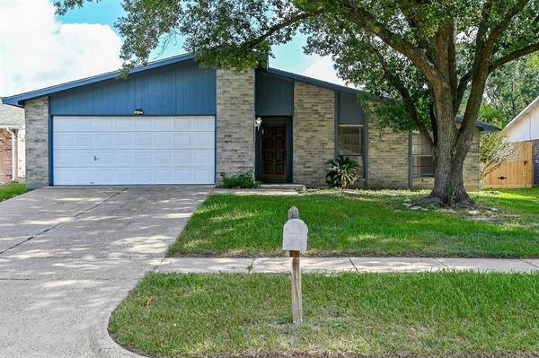 16934 Clan Macintosh DR, Houston, TX 77084