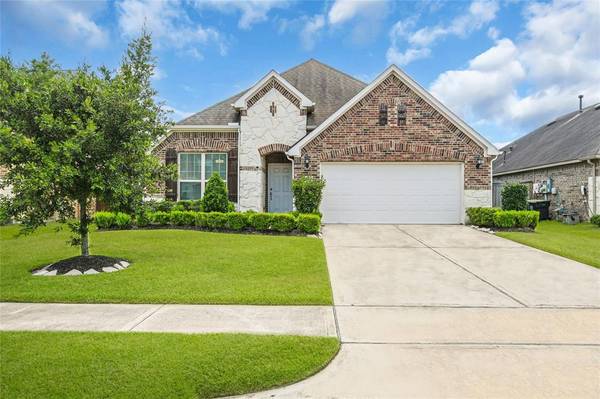 1223 Lazy Springs LN, Pearland, TX 77581