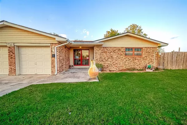 Pasadena, TX 77506,2705 Penfield ST