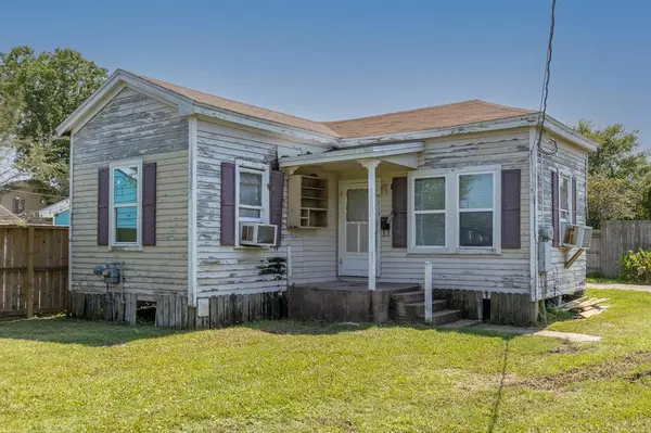 Galveston, TX 77551,5813 Avenue S 1/2