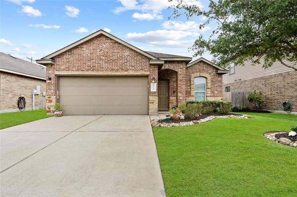 350 Kendall Crest DR, Alvin, TX 77511