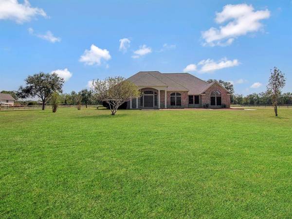 20111 Fm 523, Angleton, TX 77515