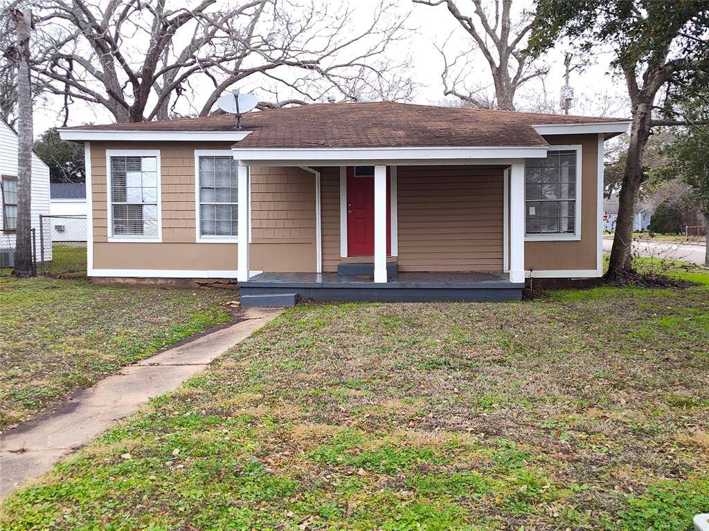 1302 W 6th ST, Freeport, TX 77541