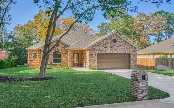 15234 Constellation Circle W, Willis, TX 77318