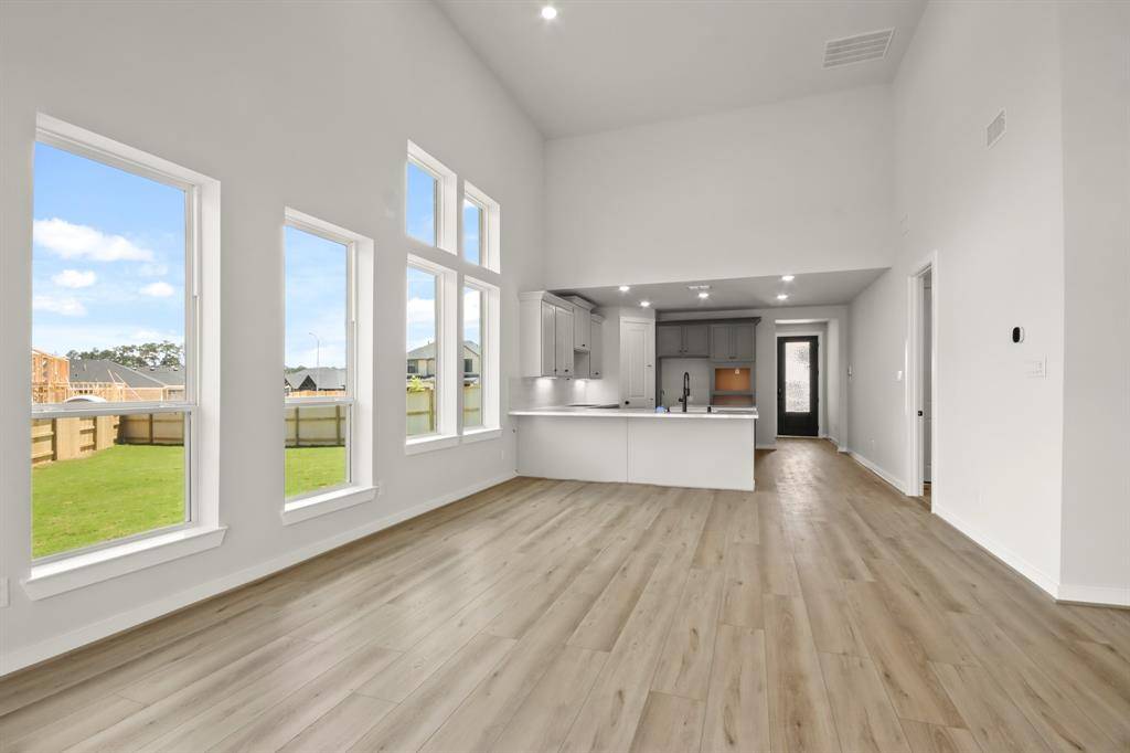 Magnolia, TX 77354,351 Prairie Warbler ST