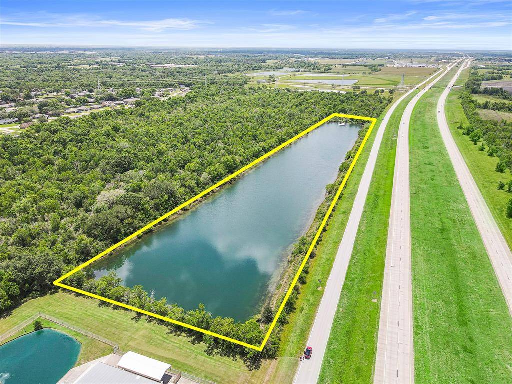 23725 N Hwy 288,  Angleton,  TX 77515