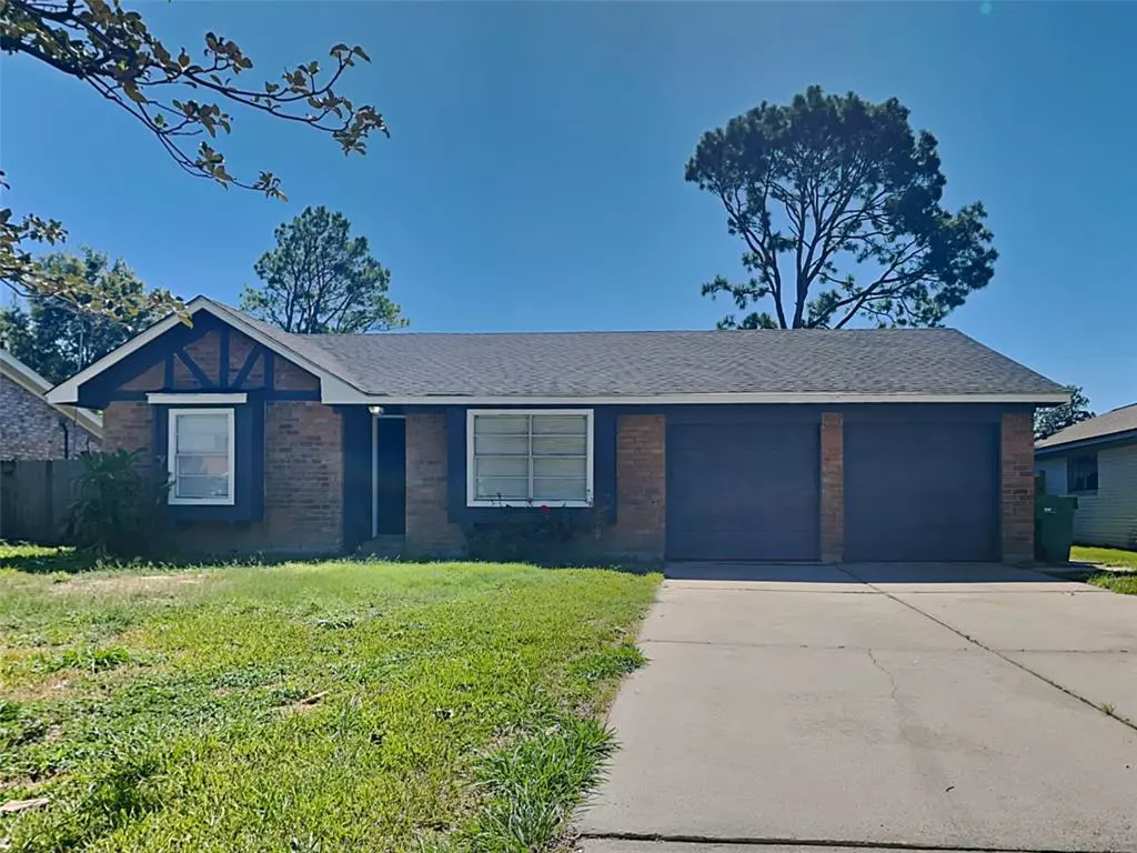 Baytown, TX 77521,611 Meadowglen DR